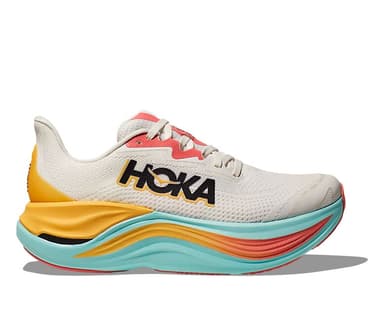 Hoka Skyward X - blanc de blanc swim day