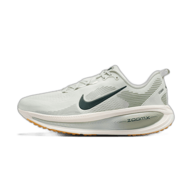 Nike Vomero 18 - beige